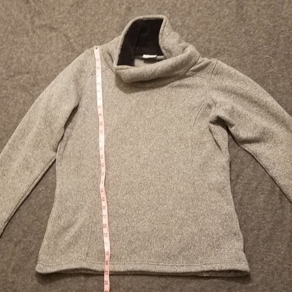 Columbia Fleece Pullover - Picture 2 of 9